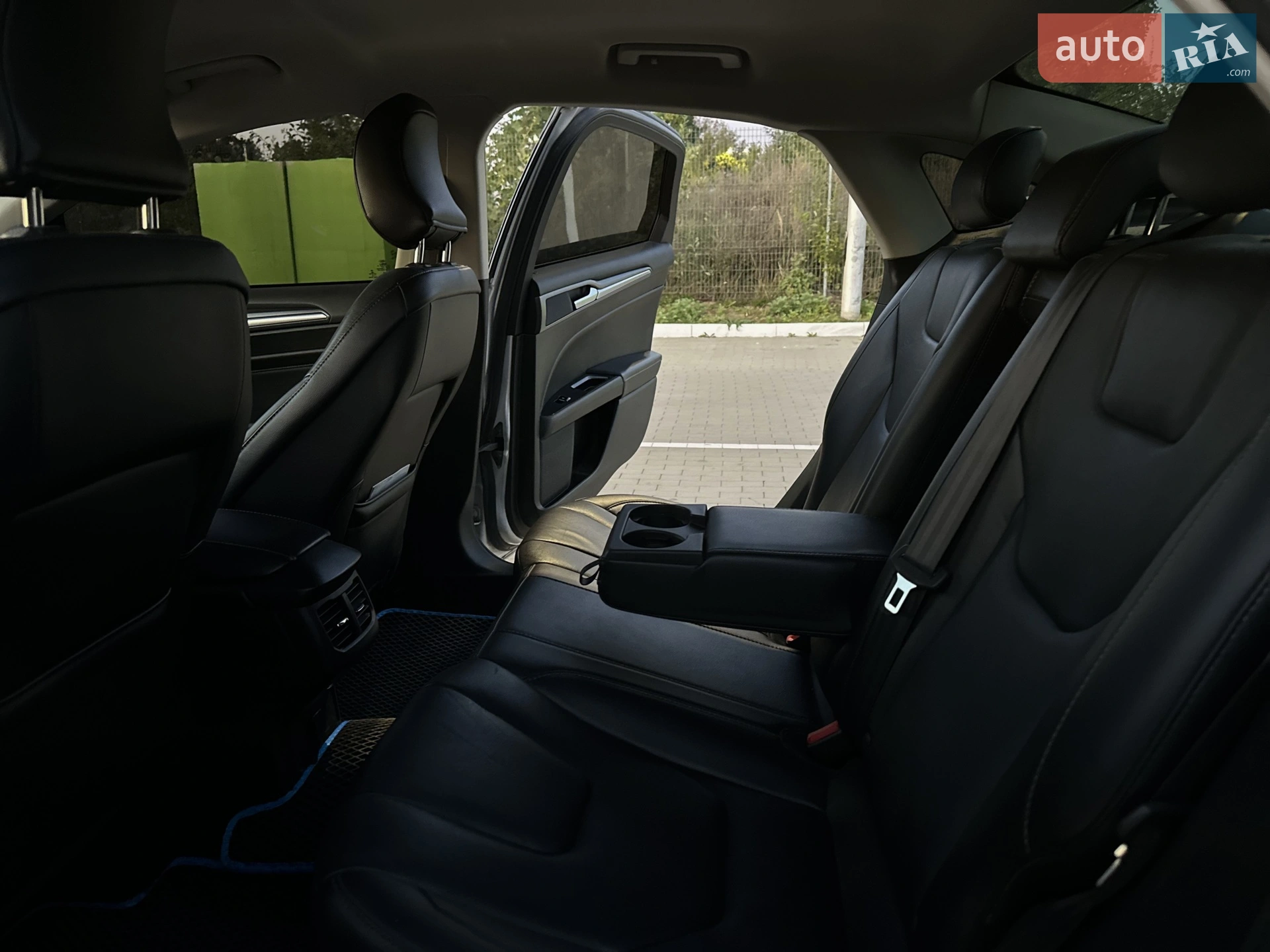 2016 Ford Fusion - мініатюра 17
