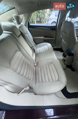 Седан Ford Fusion 2013 в 