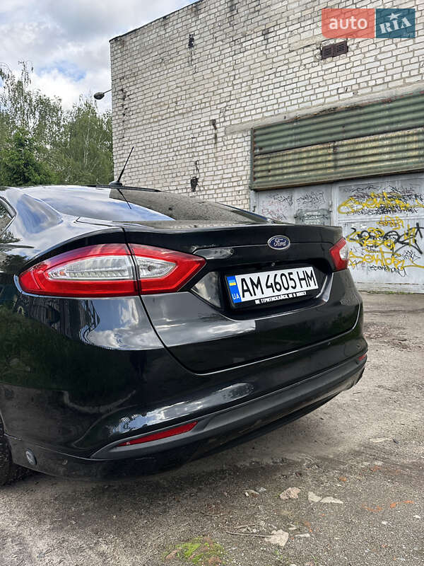 Седан Ford Fusion 2014 в Житомире
