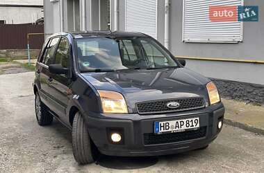 Хэтчбек Ford Fusion 2008 в 