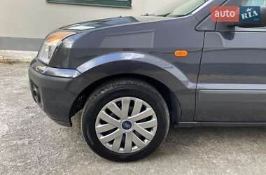Хэтчбек Ford Fusion 2008 в 