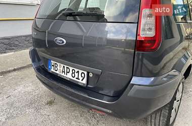 Хэтчбек Ford Fusion 2008 в 