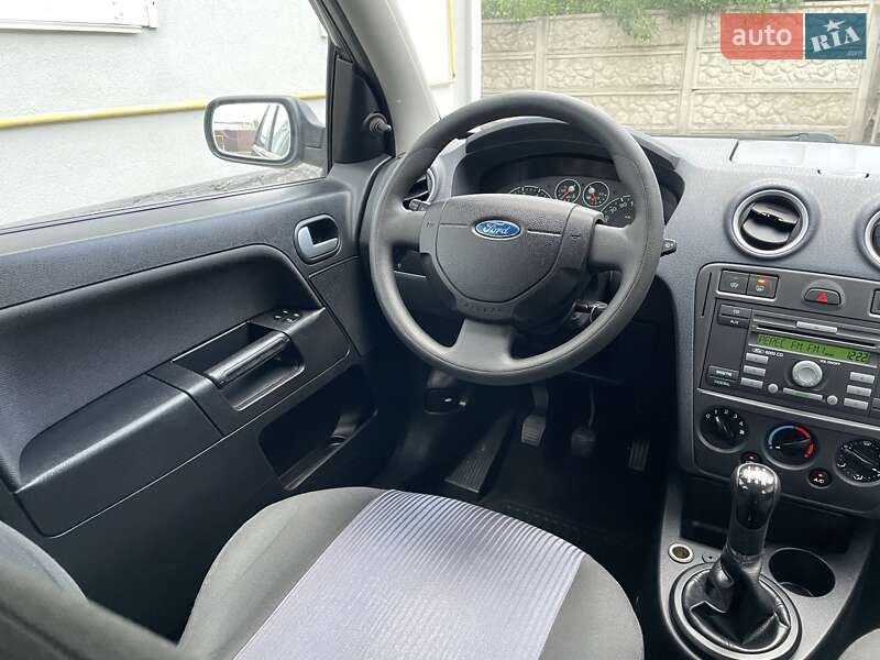 Хетчбек Ford Fusion 2008 в Вінниці