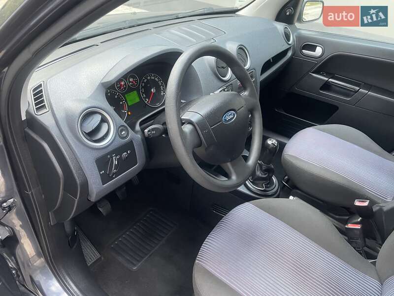 Хетчбек Ford Fusion 2008 в Вінниці