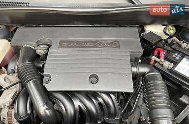 Хэтчбек Ford Fusion 2008 в 