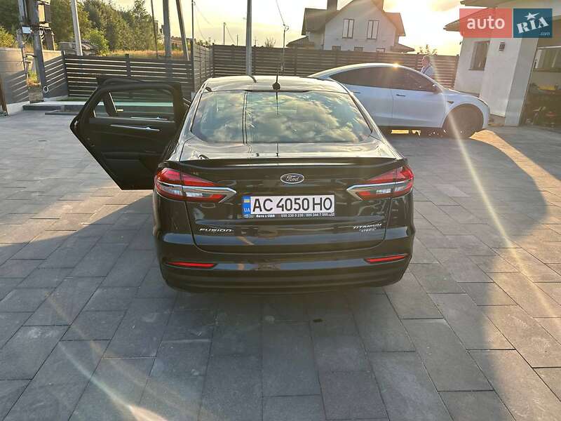 Седан Ford Fusion 2019 в Луцке фото 5 Седан Ford Fusion 2019 в Луцке