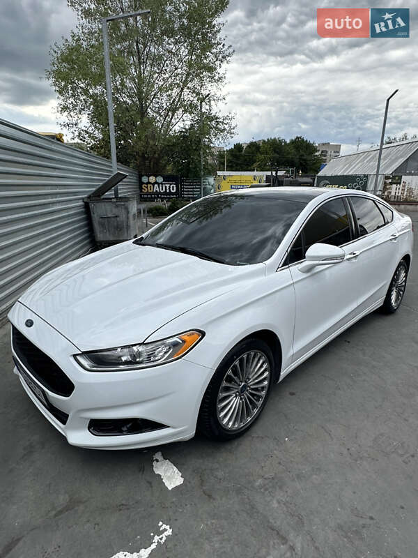 Седан Ford Fusion 2014 в Днепре