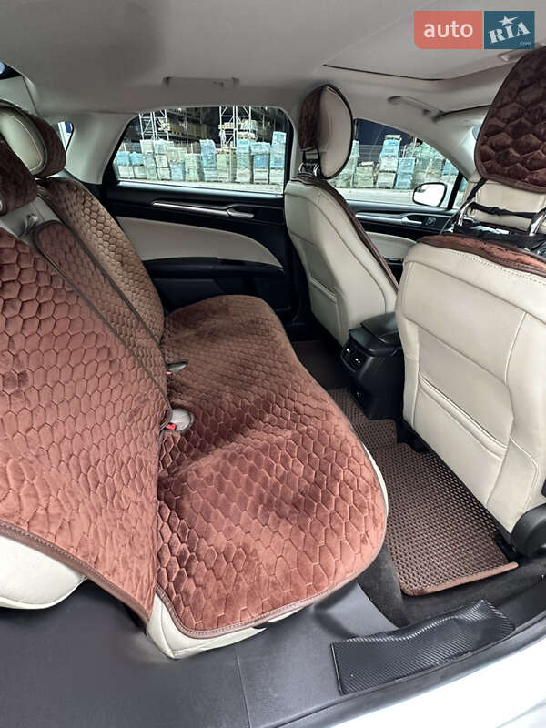 Седан Ford Fusion 2014 в Днепре