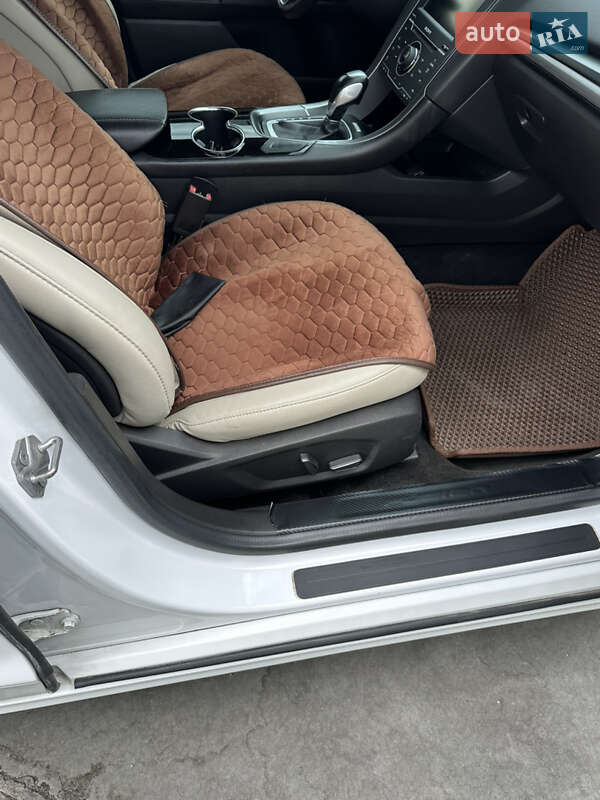 Седан Ford Fusion 2014 в Днепре
