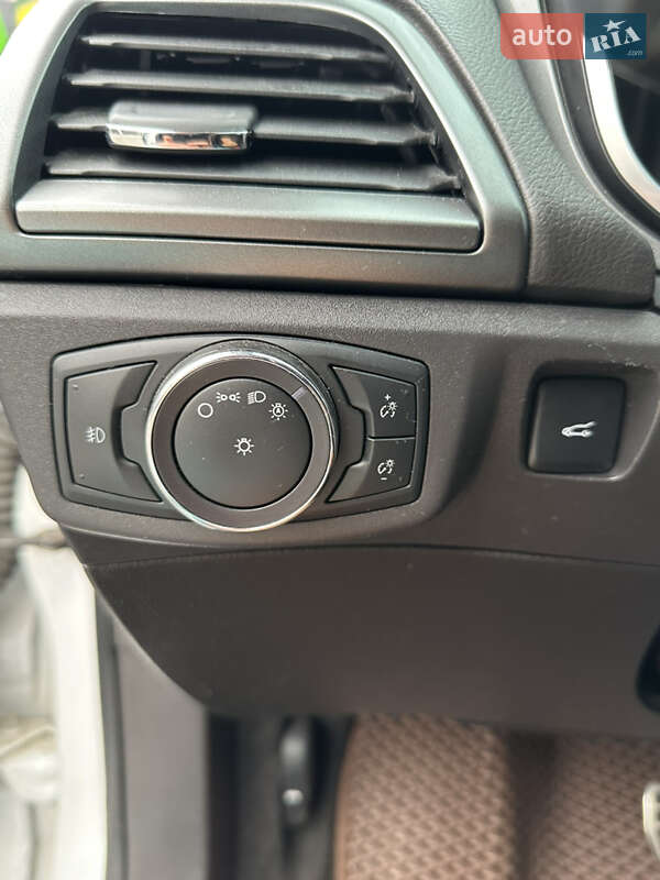 Седан Ford Fusion 2014 в Днепре