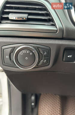 Седан Ford Fusion 2014 в 