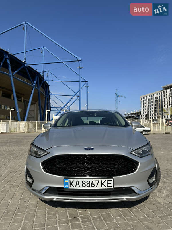 Седан Ford Fusion 2018 в Харькове