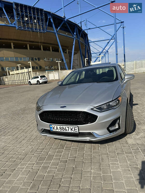 Седан Ford Fusion 2018 в Харькове