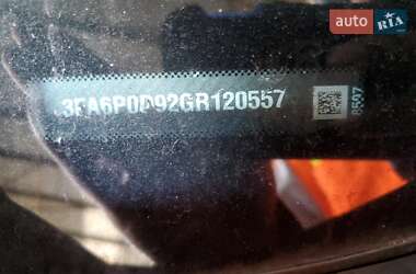 Седан Ford Fusion 2016 в 