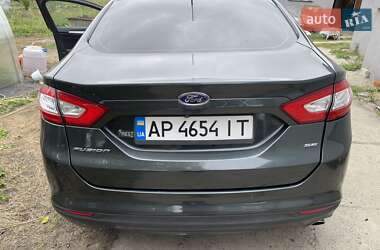 Седан Ford Fusion 2015 в 