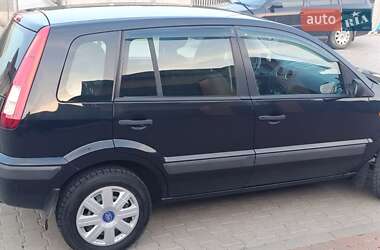 Хетчбек Ford Fusion 2009 в 