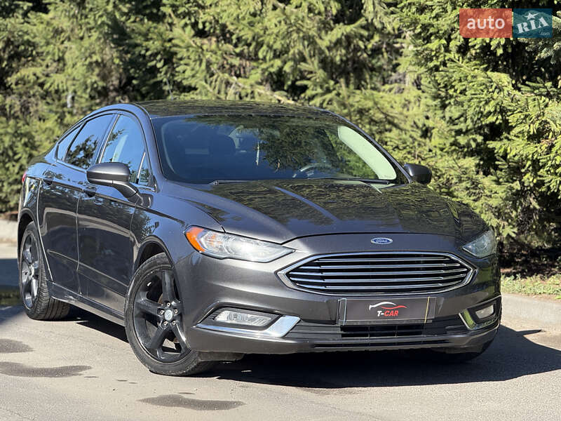 Седан Ford Fusion 2018 в Тернополі