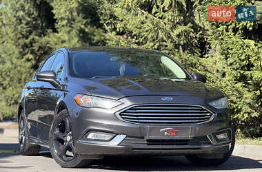Седан Ford Fusion 2018 в 
