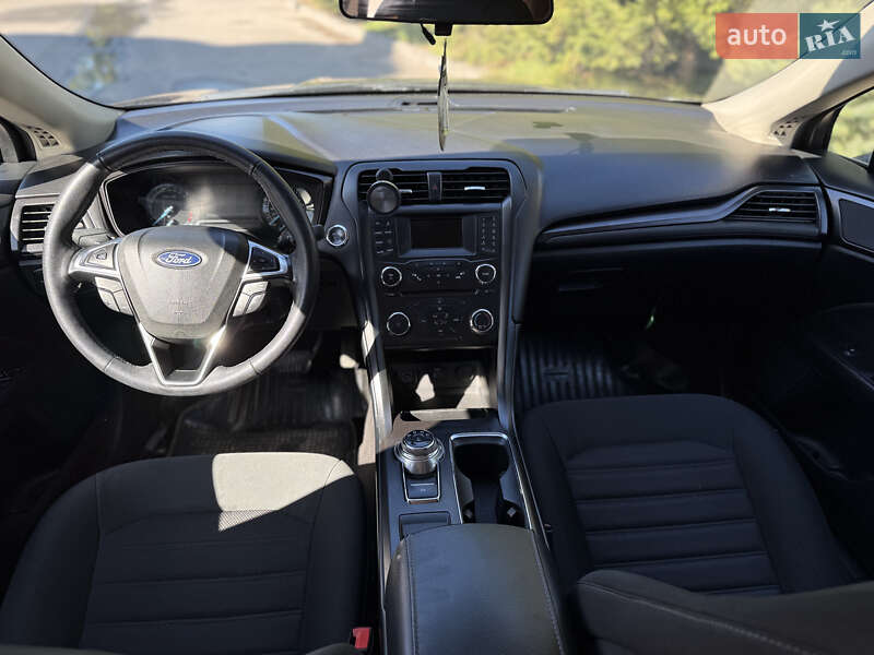 Седан Ford Fusion 2018 в Тернополі