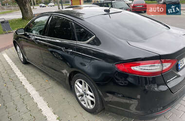 Седан Ford Fusion 2014 в 