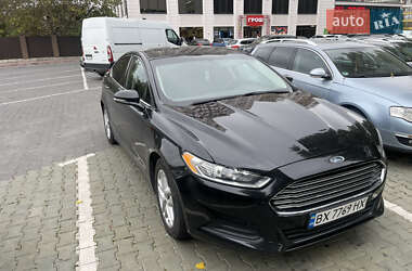 Седан Ford Fusion 2014 в 