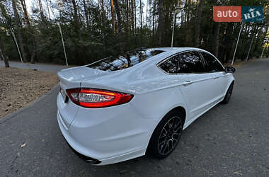 Седан Ford Fusion 2014 в 