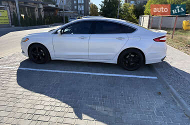 Седан Ford Fusion 2015 в Александрие