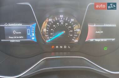 Седан Ford Fusion 2017 в 