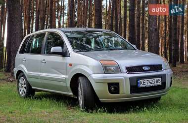 Хетчбек Ford Fusion 2010 в 