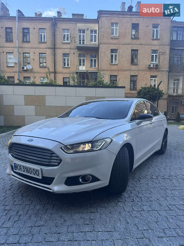 Седан Ford Fusion 2014 в Киеве
