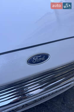 Седан Ford Fusion 2014 в 