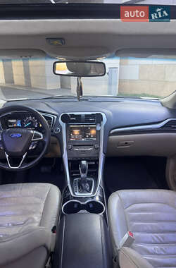 Седан Ford Fusion 2014 в 