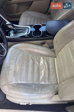 Седан Ford Fusion 2014 в 