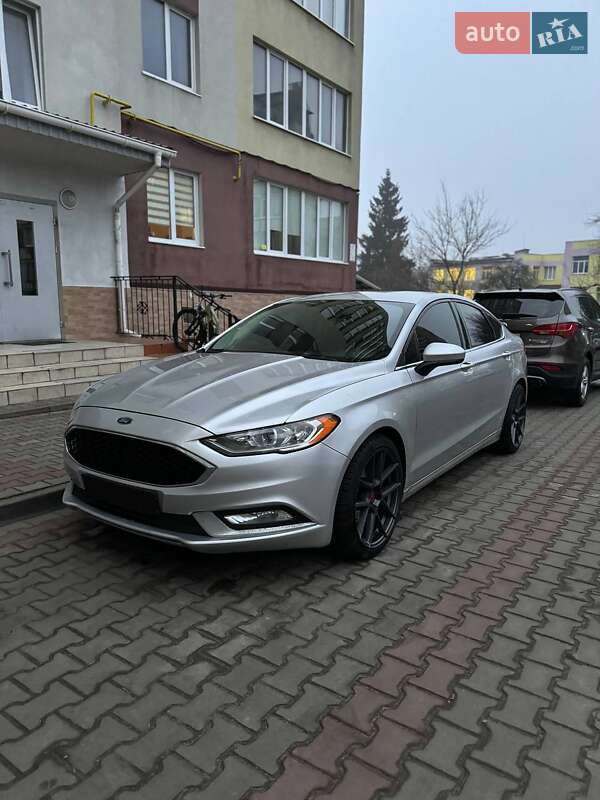 Седан Ford Fusion 2017 в Ивано-Франковске