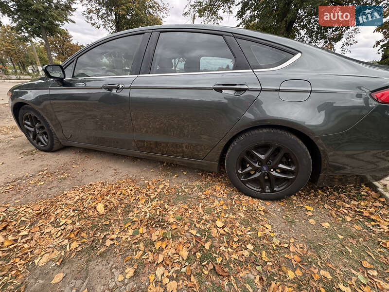 Седан Ford Fusion 2015 в Харькове фото 3 Седан Ford Fusion 2015 в Харькове