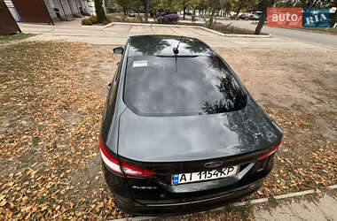 Седан Ford Fusion 2015 в 