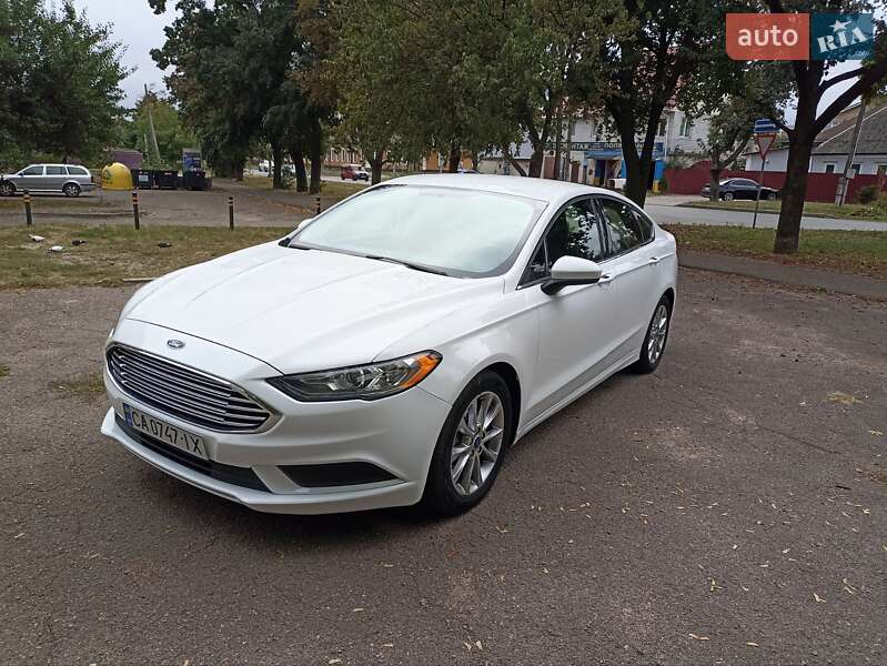 Седан Ford Fusion 2016 в Черкасах