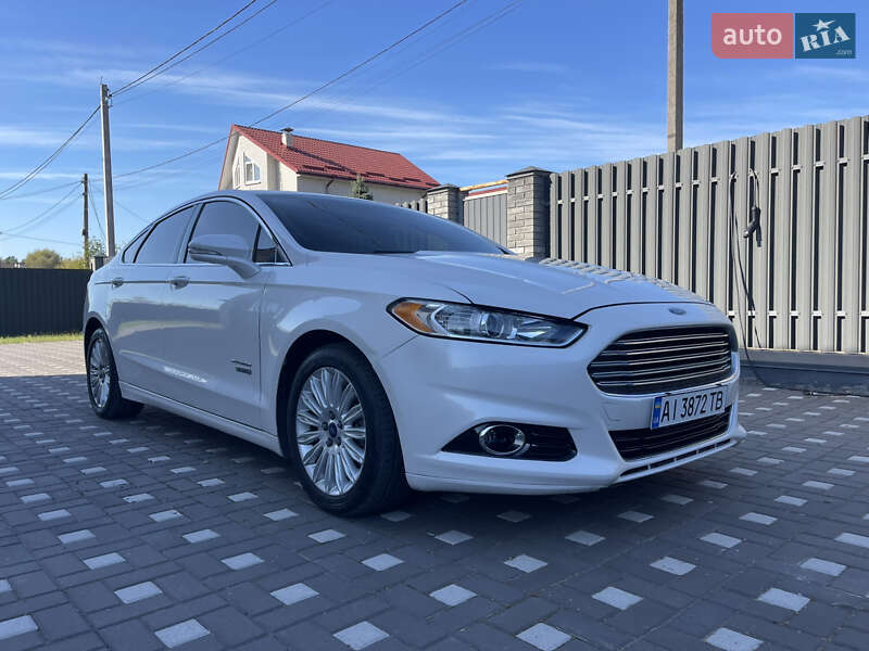 Седан Ford Fusion 2015 в Киеве