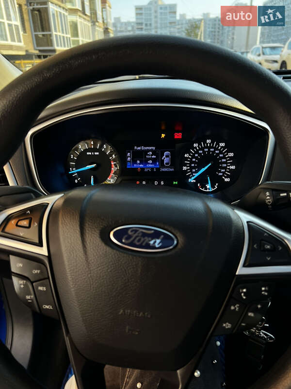 Седан Ford Fusion 2012 в Чернігові