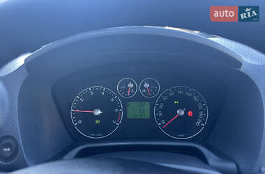Хетчбек Ford Fusion 2011 в 