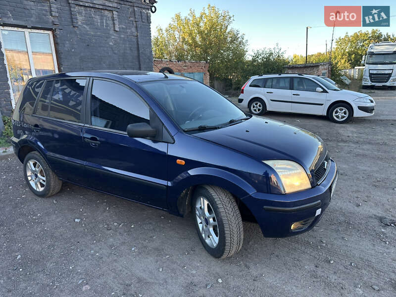 Хэтчбек Ford Fusion 2003 в Нежине