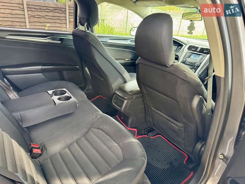 Седан Ford Fusion 2013 в Киеве