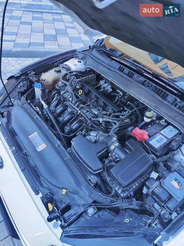 Седан Ford Fusion 2015 в Запоріжжі