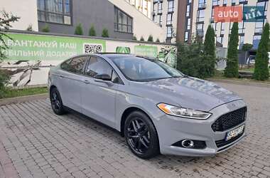Седан Ford Fusion 2013 в 