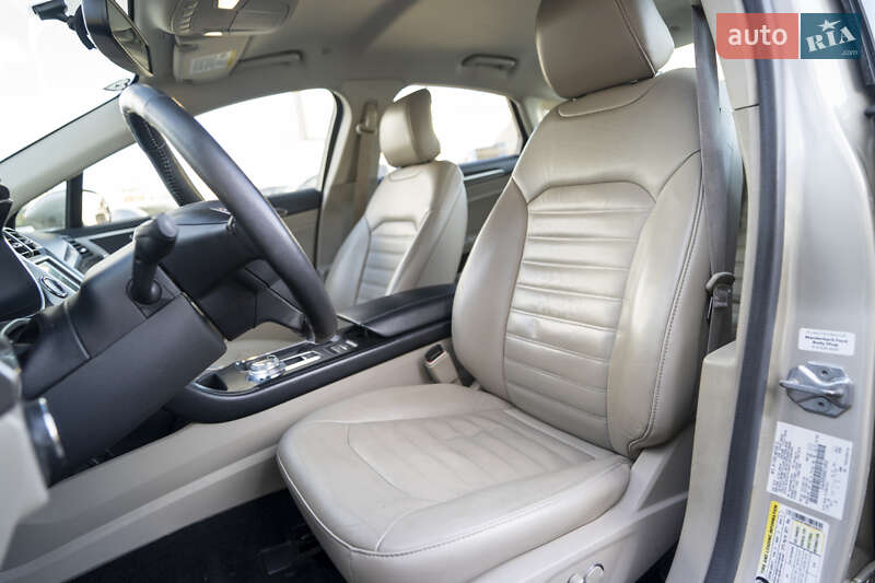 Седан Ford Fusion 2016 в Києві