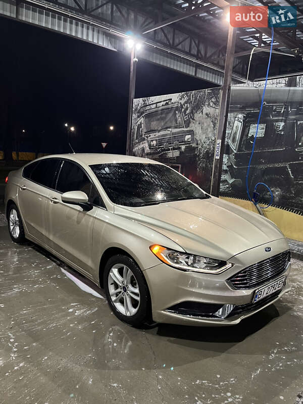 Седан Ford Fusion 2018 в Кременчуці