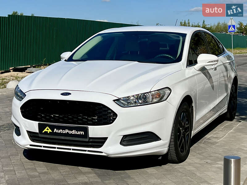 Седан Ford Fusion 2015 в Києві
