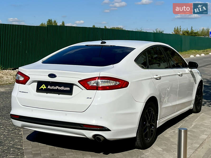 Седан Ford Fusion 2015 в Києві