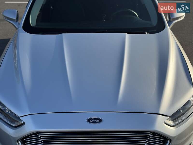 Седан Ford Fusion 2013 в Днепре