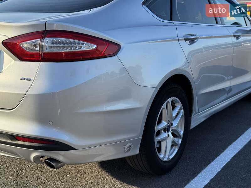 Седан Ford Fusion 2013 в Днепре
